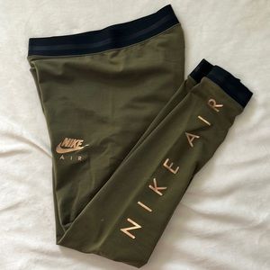 Nike NWT military green and gold logo leggings size small
